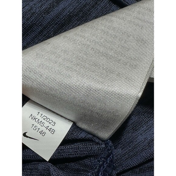 Seattle Mariners Nike Shirt MLB Baseball Team Center Swoosh Mens Medium NKM5 NWT - Picture 9 of 10